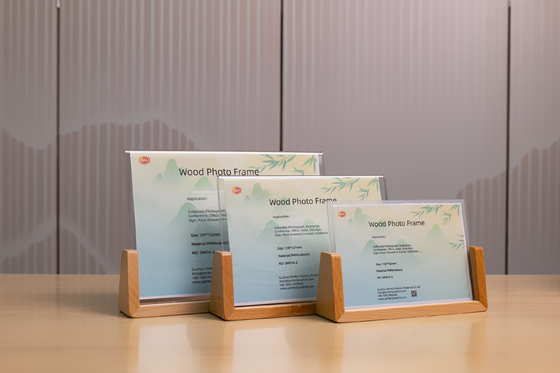 kopen Crystal Mini Menu Stand Acryl Foto Frame Sign Holder Met Walnoten Hout Basis online manufacture