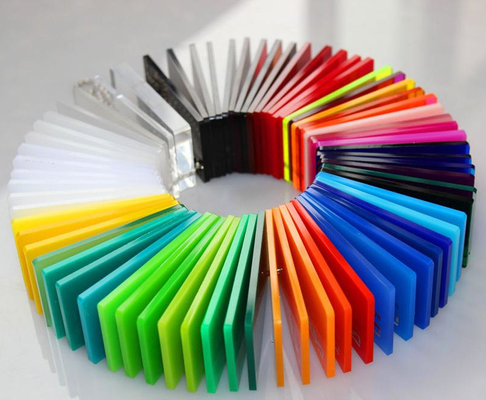 Veelzijdig 100% maagdelijk gegoten gekleurd acrylplaat voor verschillende maten en kleuren