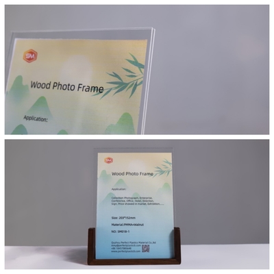 Verticaal georiënteerd top invoeg tafelblad Acryl fotoraam met houten basis